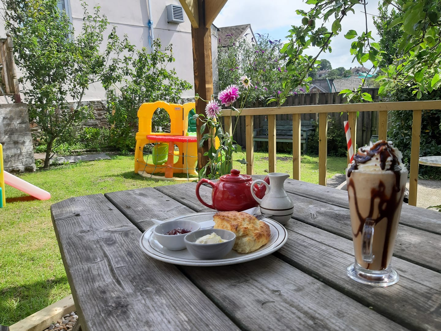 Café Connect liskeardyour 18